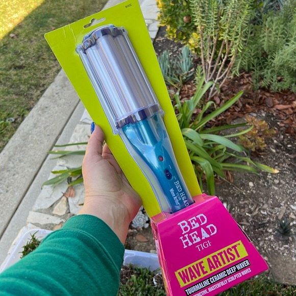 BedHead Other - NIB Bed Head Wave Artist